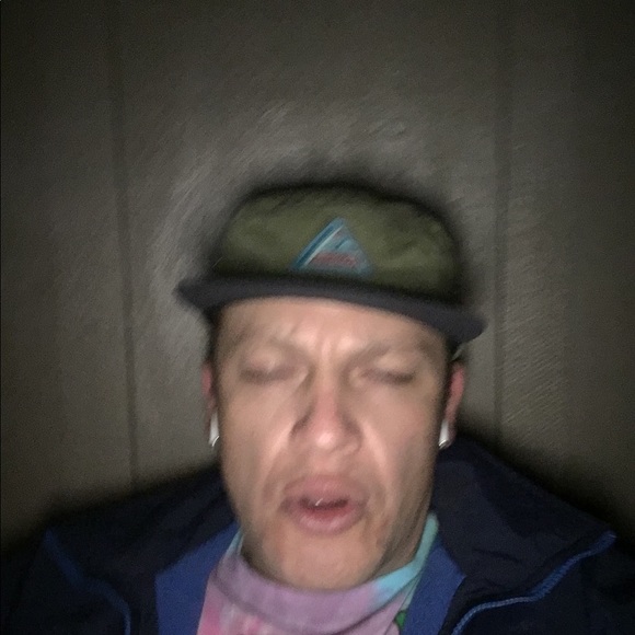 Meet your Posher, Noel - Picture 5 of 8